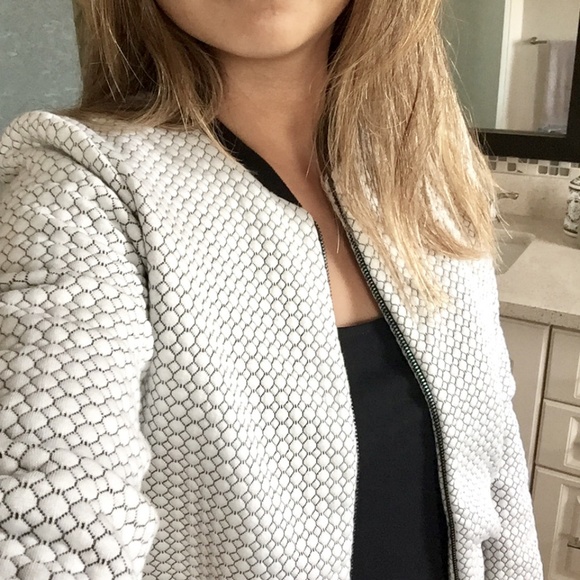 Bomber Jacket - ALICE HOPE - Picture 3 of 4